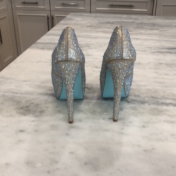 Betsey Johnson heels - Picture 3 of 7